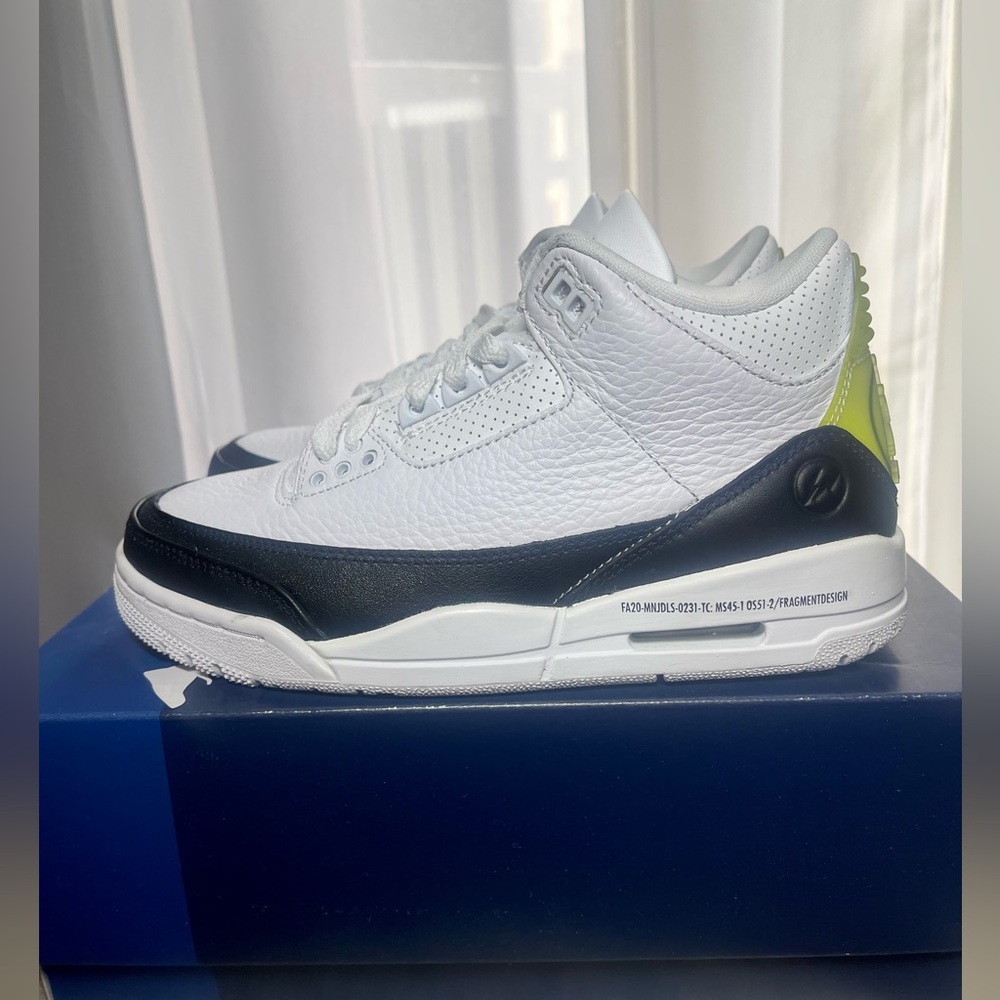 Deadstock Air Jordan 3 Retro SP "Fragment" sneakers